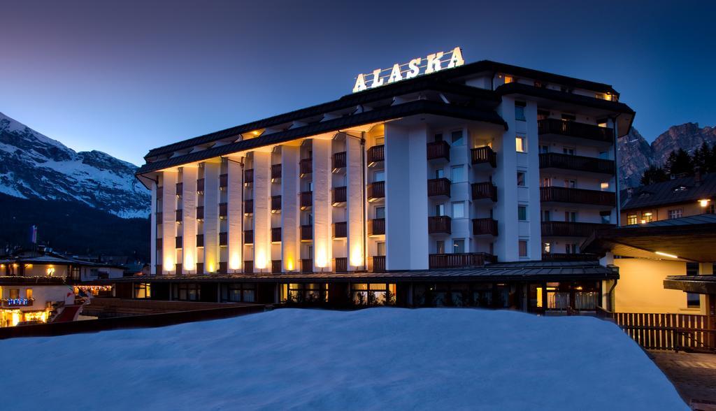 Hotel Alaska Cortina Cortina dʼAmpezzo Exteriér fotografie