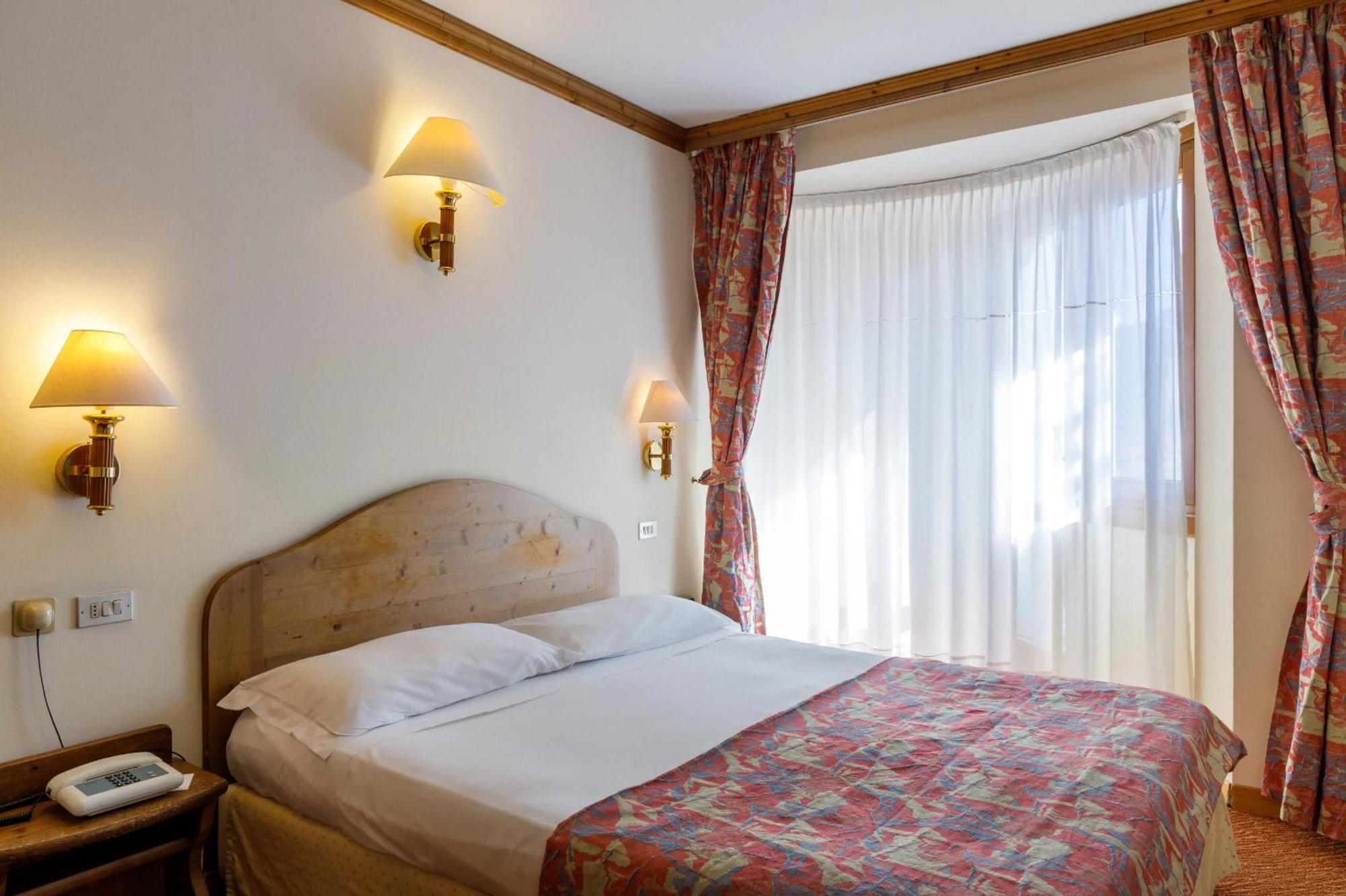 Hotel Alaska Cortina Cortina dʼAmpezzo Exteriér fotografie