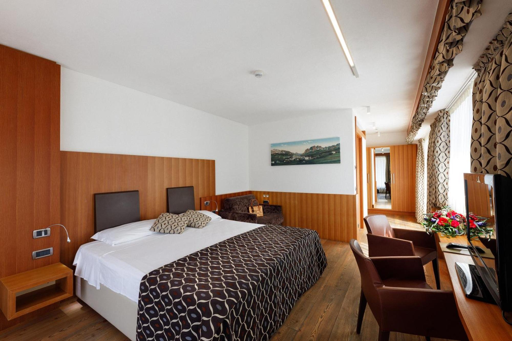 Hotel Alaska Cortina Cortina dʼAmpezzo Exteriér fotografie