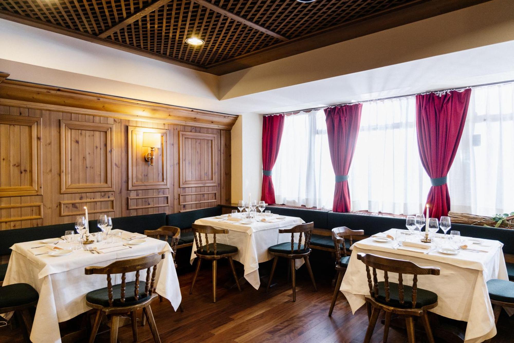 Hotel Alaska Cortina Cortina dʼAmpezzo Exteriér fotografie