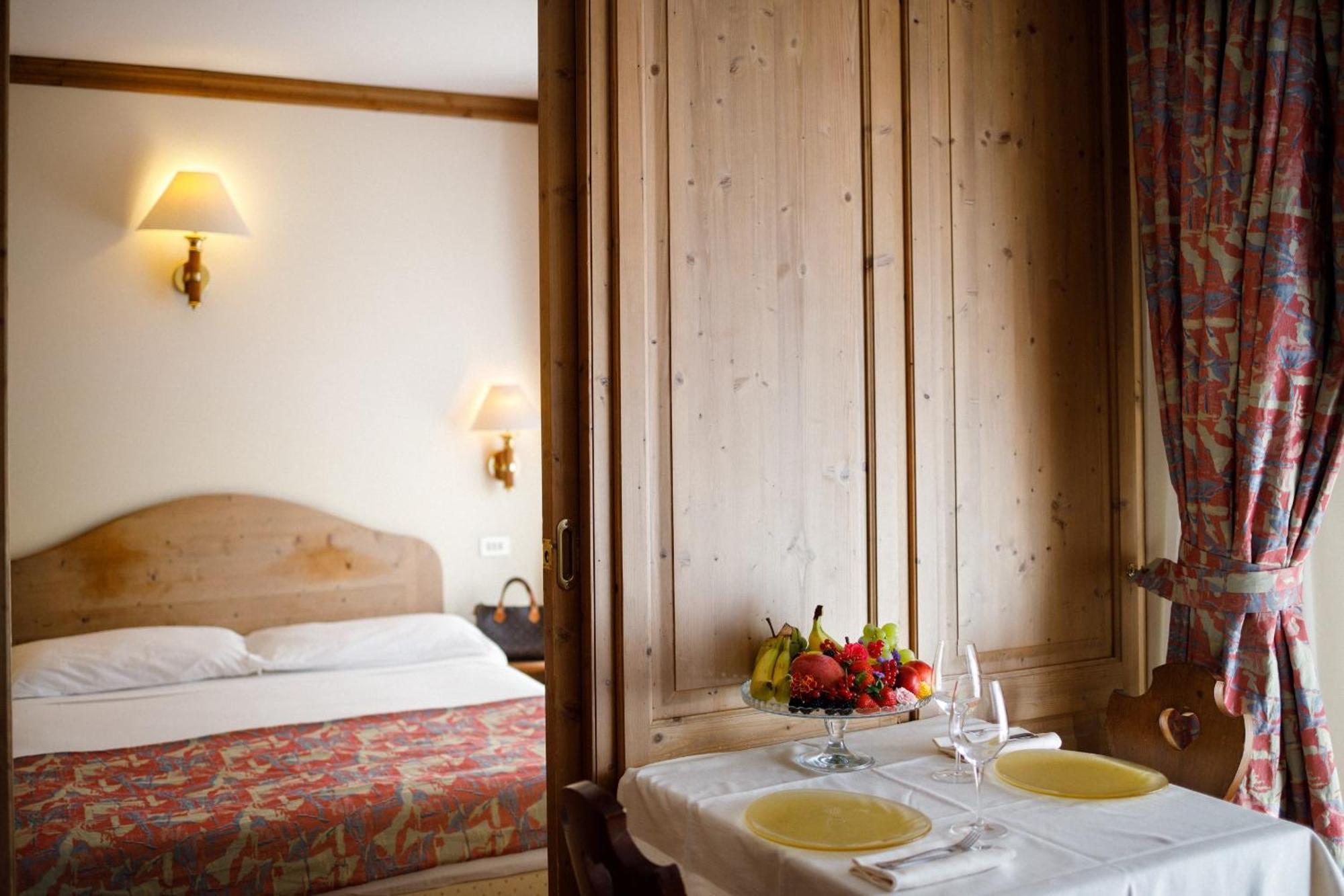 Hotel Alaska Cortina Cortina dʼAmpezzo Exteriér fotografie